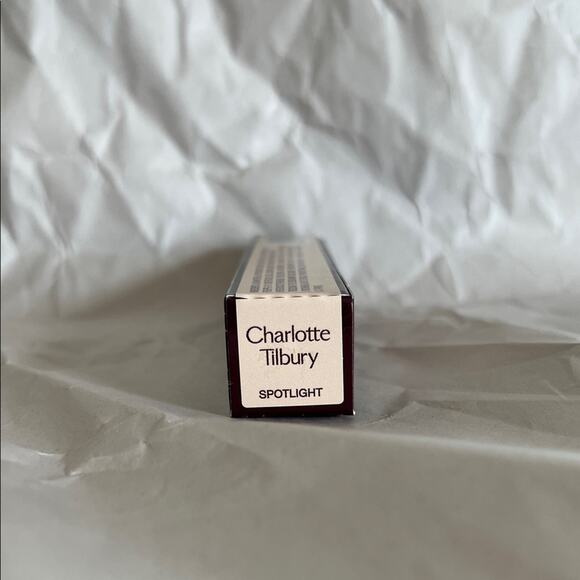 Disney Hollywood Beauty Light Wand in Burgundy and Gold - Picture 2 of 4